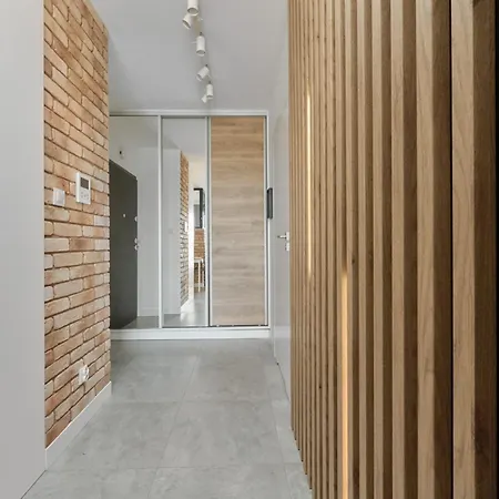 Apartment River View With Balcony & Free Garage By Renters Wroclaw