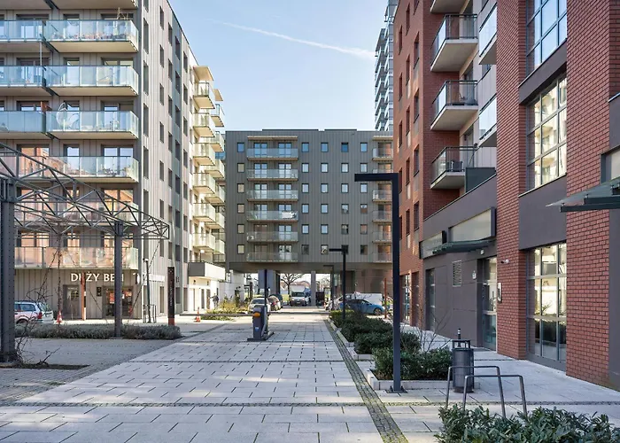 아파트 River View With Balcony & Free Garage By Renters *