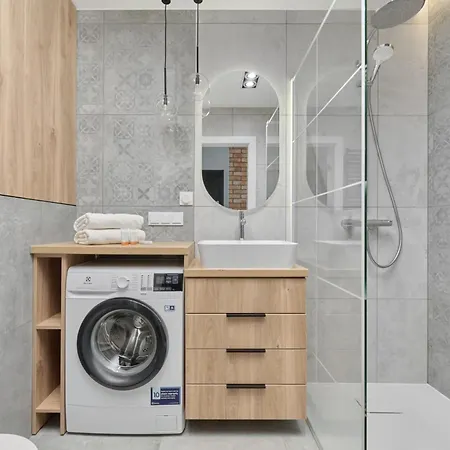 River View With Balcony & Free Garage By Renters Wroclaw