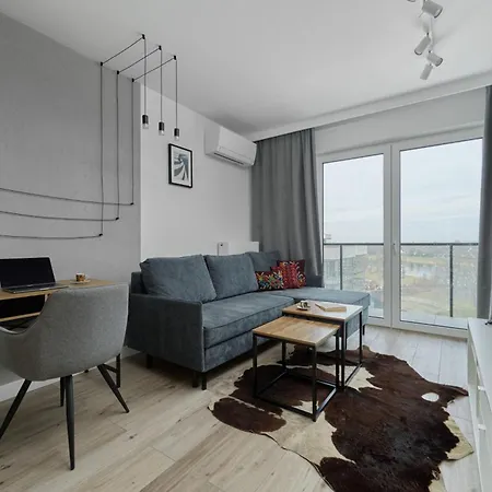 River View With Balcony & Free Garage By Renters Apartment Wroclaw